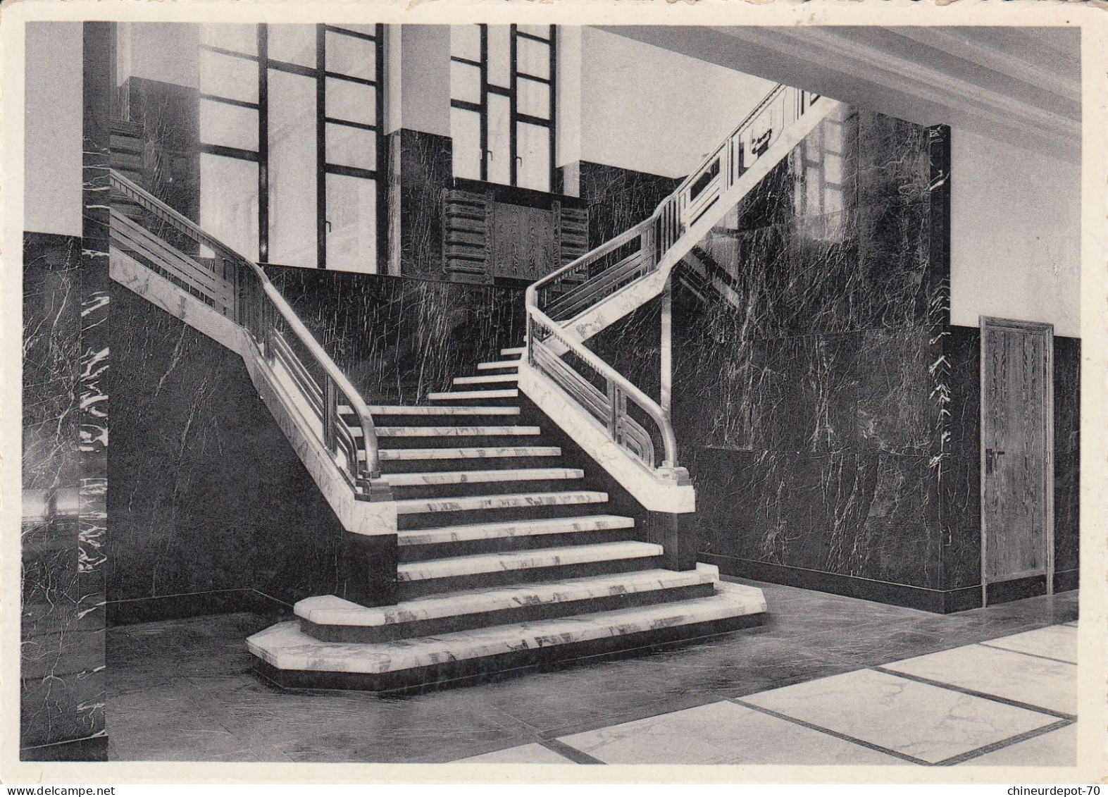 FOREST HOTEL COMMUNAL  ESCALIER D HONNEUR - Forest - Vorst