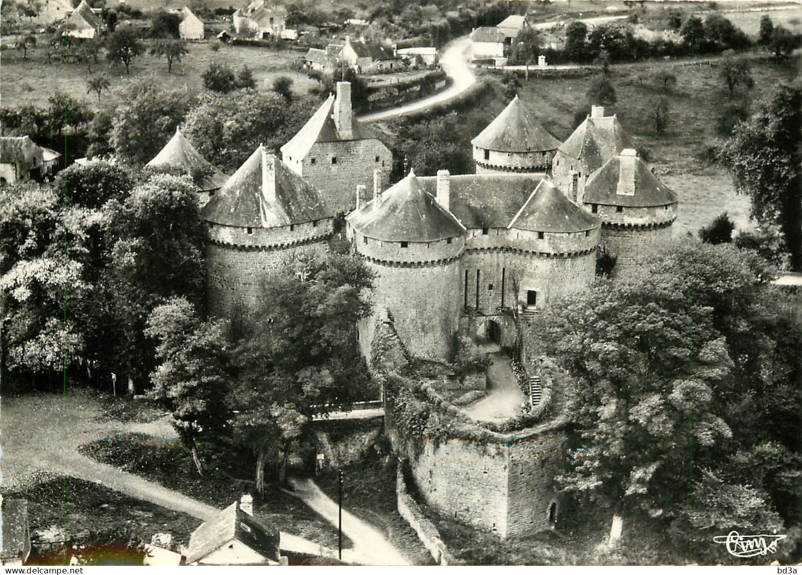 53 CHÂTEAU DE LASSAY  - Lassay Les Chateaux