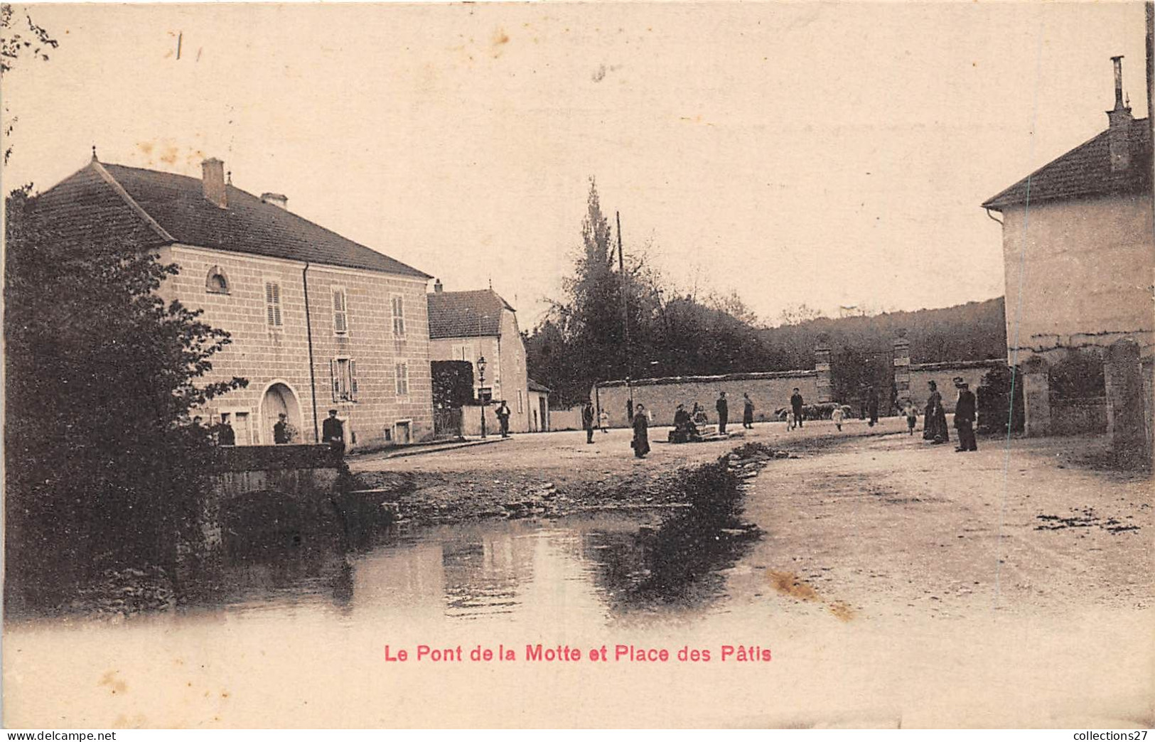 37-SAINT-CYR-SUR-LOIRE- LE PONT DE LA MOTTE ET PLACE DES PÂTIS - Saint-Cyr-sur-Loire