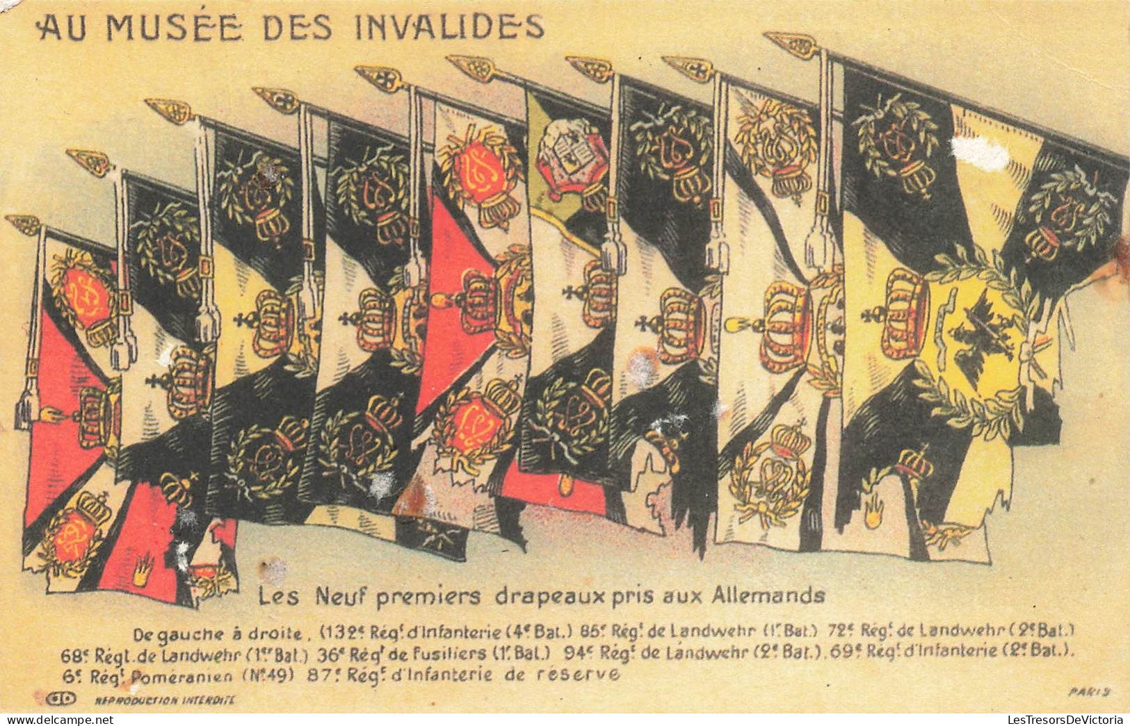 HISTOIRE - Au Musée Des Invalides - Les Neuf Premiers Drapeaux Pris Aux Allemands - Colorisé - Carte Postale Ancienne - Storia