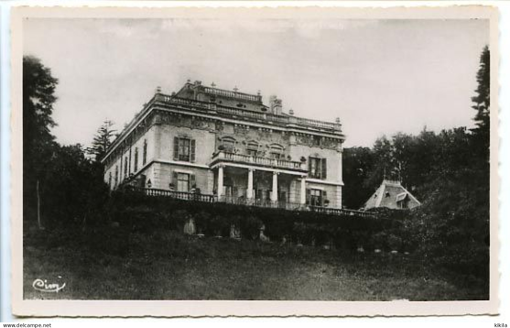 CPSM 9 X 14 Isère  TULLINS Château Des Chartreux - Tullins