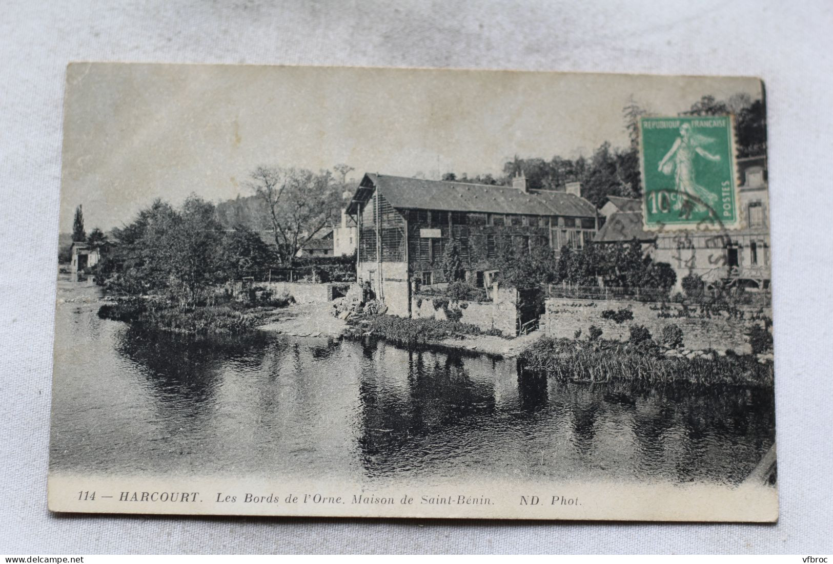 Harcourt, Les Bords De L'Orne, Maison De Saint Bénin, Eure 27 - Harcourt