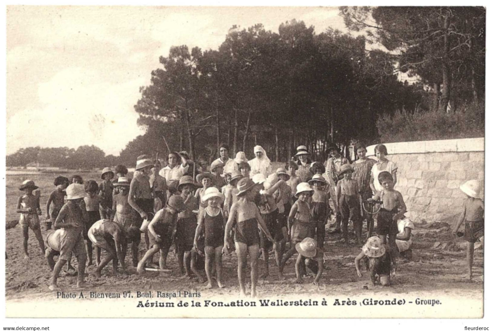 33 - B58708CPA - ARES - Aerium De La Fondation Wallerstein - Groupe - Parfait état - GIRONDE - Arès