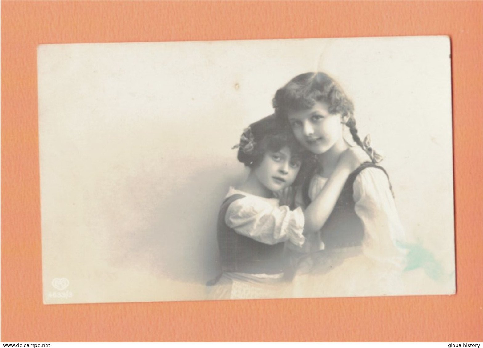 XB1226 JEUNE FILLE, ENFANT, GIRL FAMOUS CHILDMODEL 1920 ERA CANDICE ASHTON  WITH SISTER HANNI SEC.CONDITION - Portraits