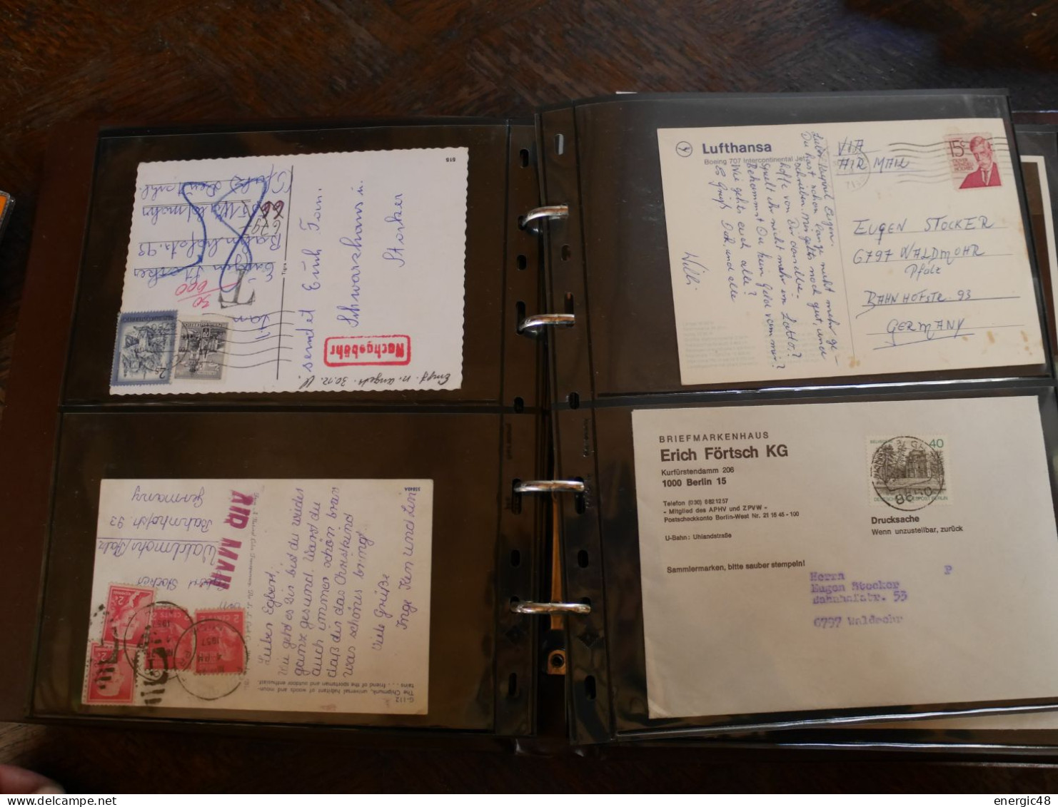 lot pochettes,et classeur  contenant ,,CP,documents,1ers jours ,signatures neufs,oblitérés,,prix dérisoire