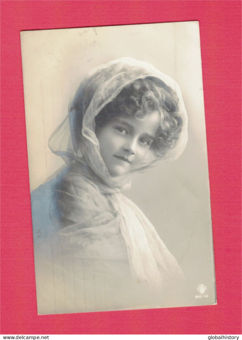 XB1227 JEUNE FILLE, ENFANT, GIRL FAMOUS MODEL GRETE REINWALD LACE VEIL SEC. CONDITION - Portretten