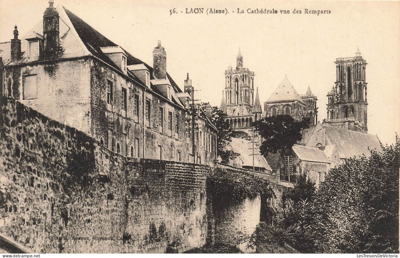 FRANCE - Laon (Aisne) - Vue Générale De La Cathédrale Vue Des Remparts - Carte Postale Ancienne - Laon