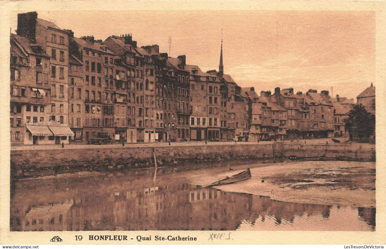 FRANCE - Honfleur - Vue Générale Sur Le Quai St Catherine - Plusieurs Maisons - Carte Postale Ancienne - Honfleur