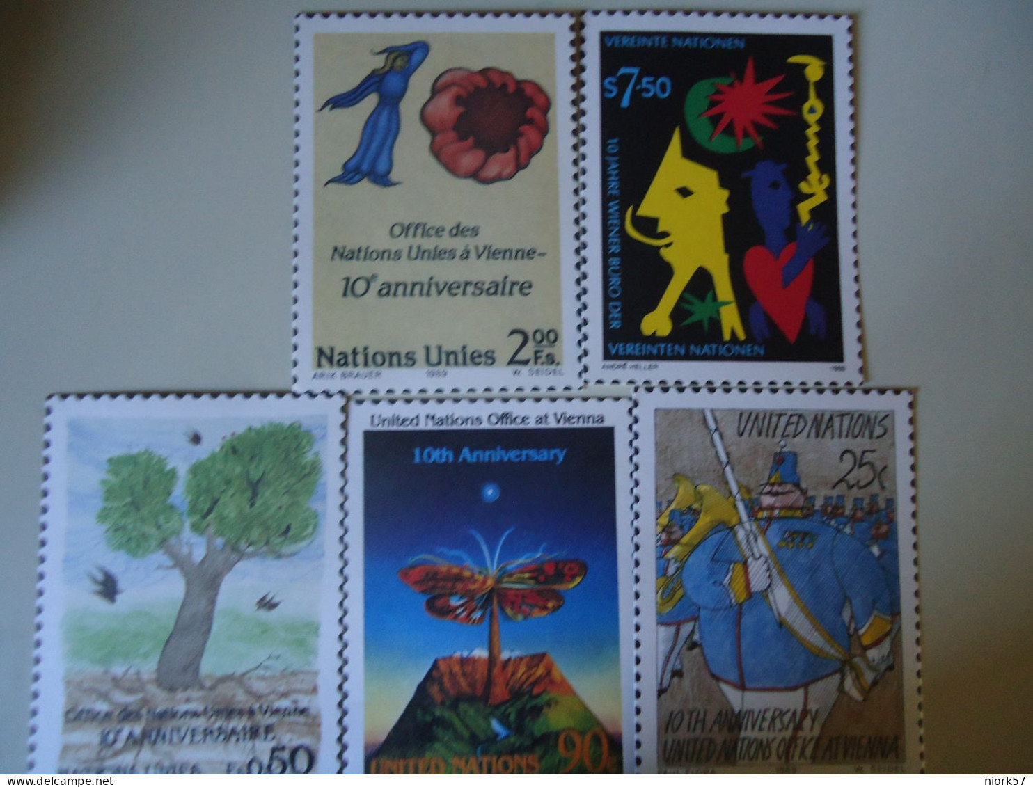 UNITED NATIONS  5  POSTCARDS 1989  PAINTINGS UNPA WIEN - New York/Geneva/Vienna Joint Issues