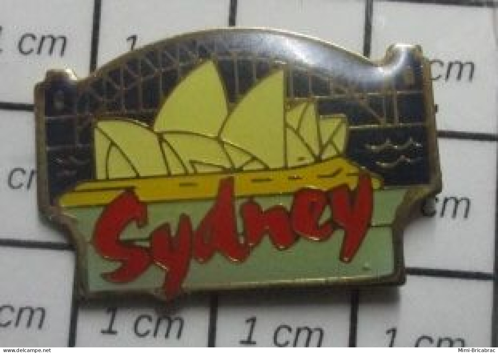 715B  Pin's Pins / Beau Et Rare / MUSIQUE / AUSTRALIE SYDNEY OPERA Mais Pas Lulu !! - Musique