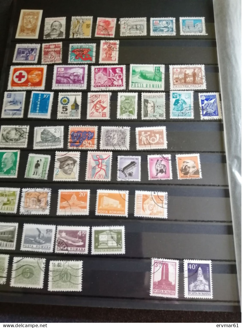 TIMBRES - album à bande 32 pages collection du monde beau timbre