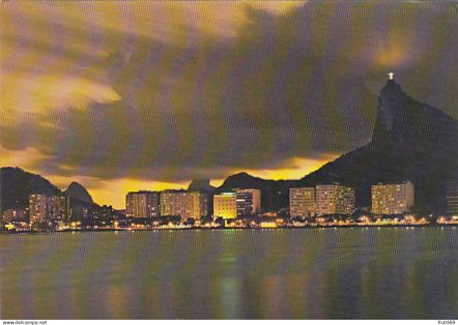 AK 206465 BRAZIL - Rio De Janeiro - Botafogo Beach - Rio De Janeiro