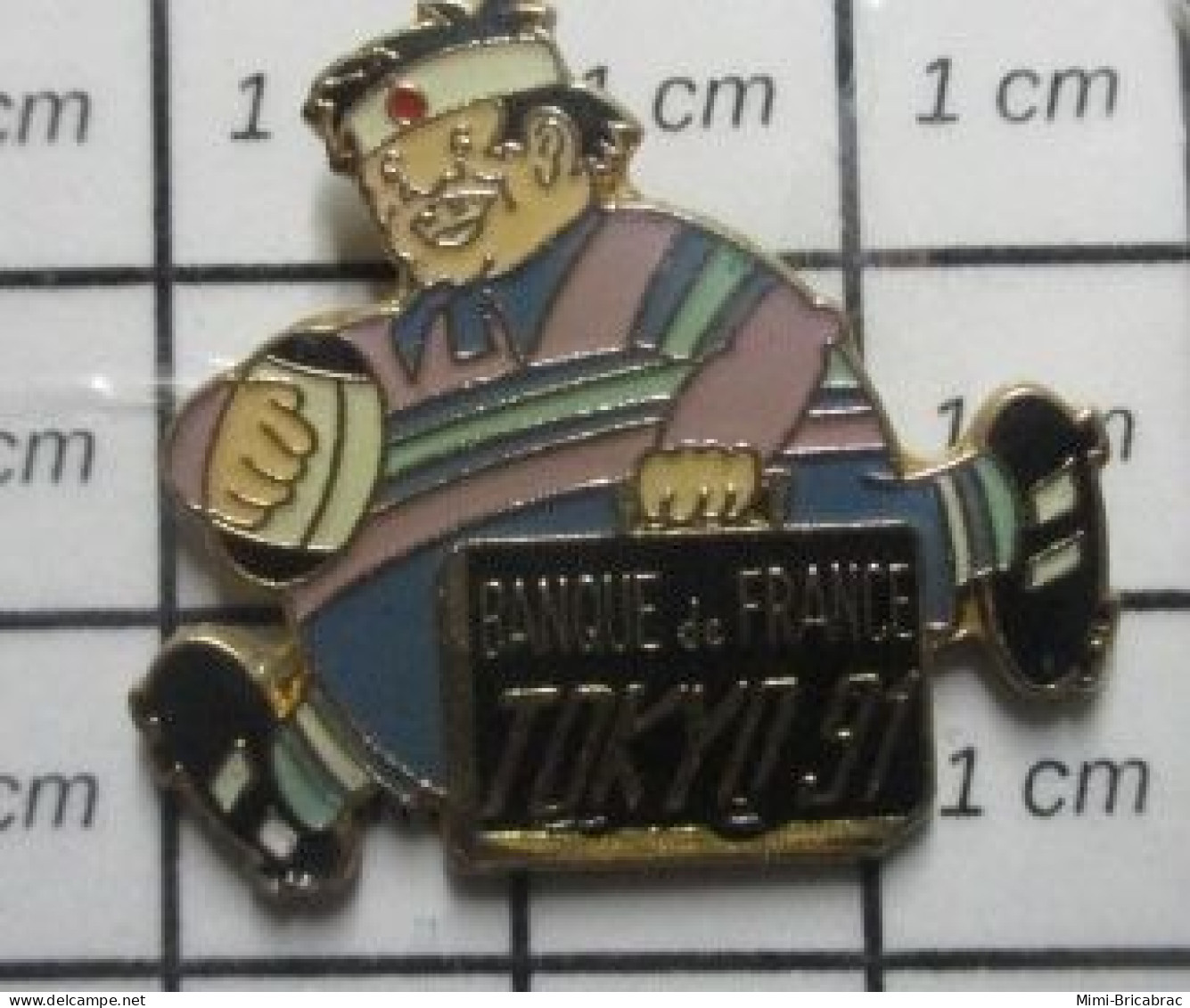 715B Pin's Pins / Beau Et Rare / THEME : SPORTS / RUGBY COUPE DU MONDE 1991 BANQUE DE FRANCE TOKYO - Rugby