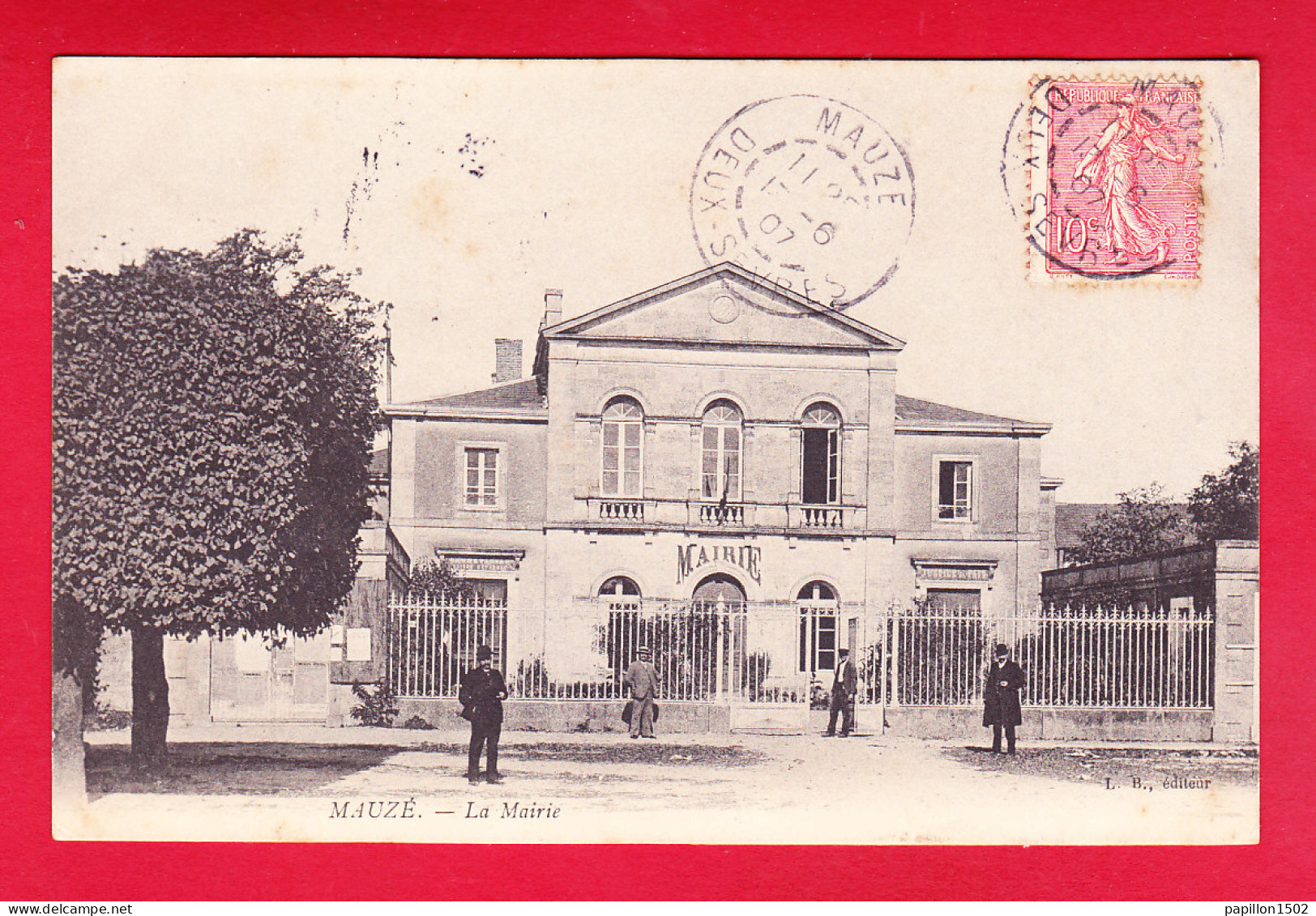 F-79-Mauze-02P235  La Mairie, Petite Animation, Cpa BE - Mauze Sur Le Mignon