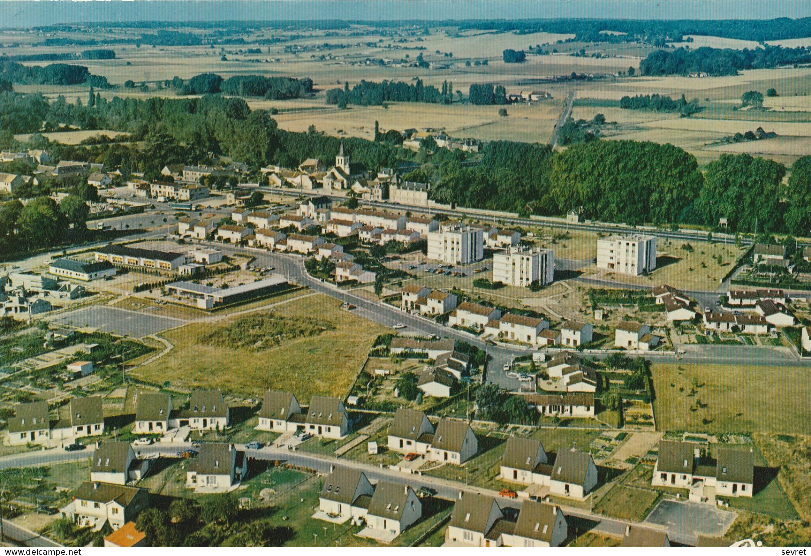 INGRANDES -sur-VIENNE . - Vue Générale Aérienne - Ingrandes