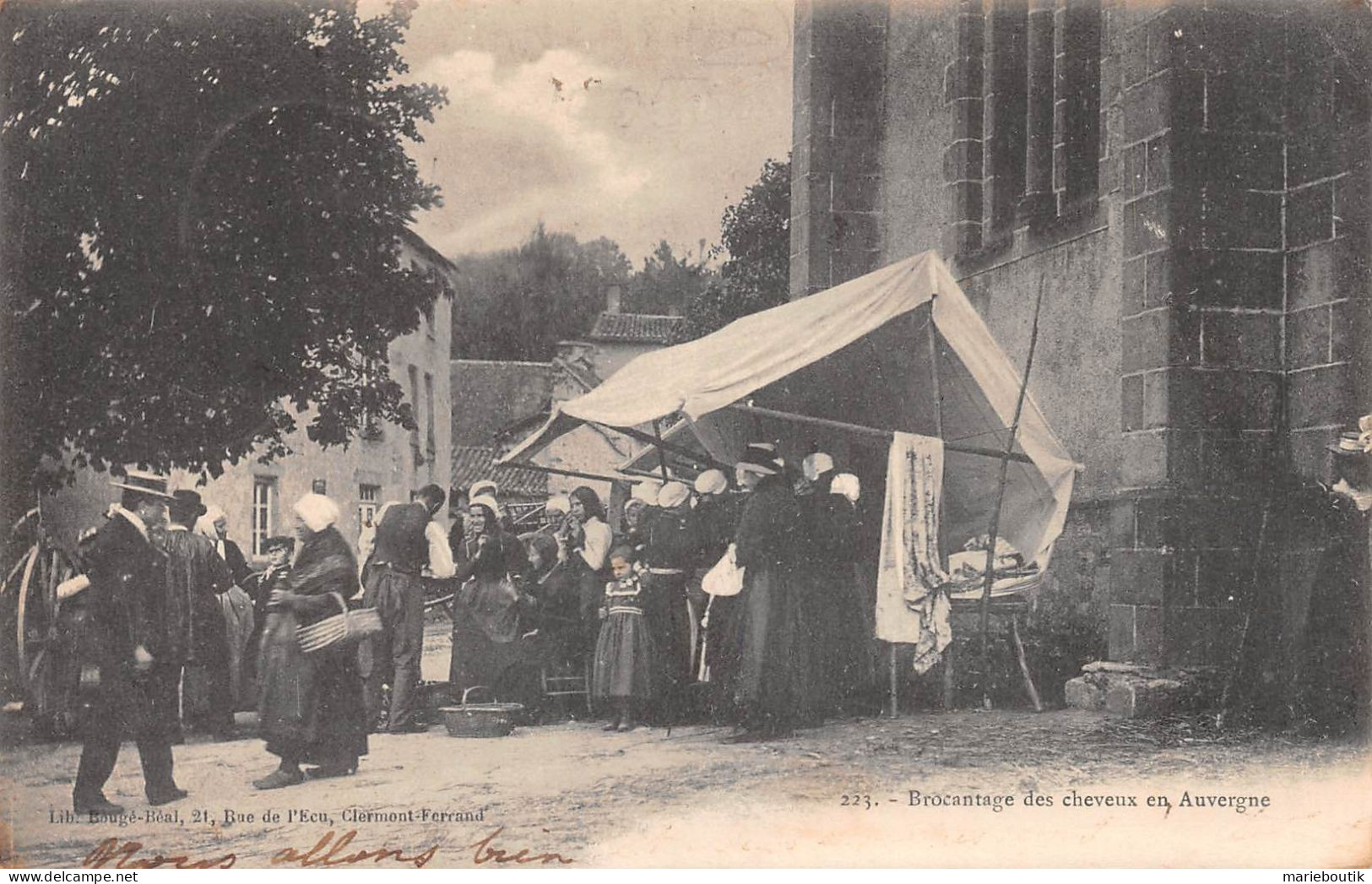 Manzat – Brocantage Des Cheveux En Auvergne (1) - Manzat