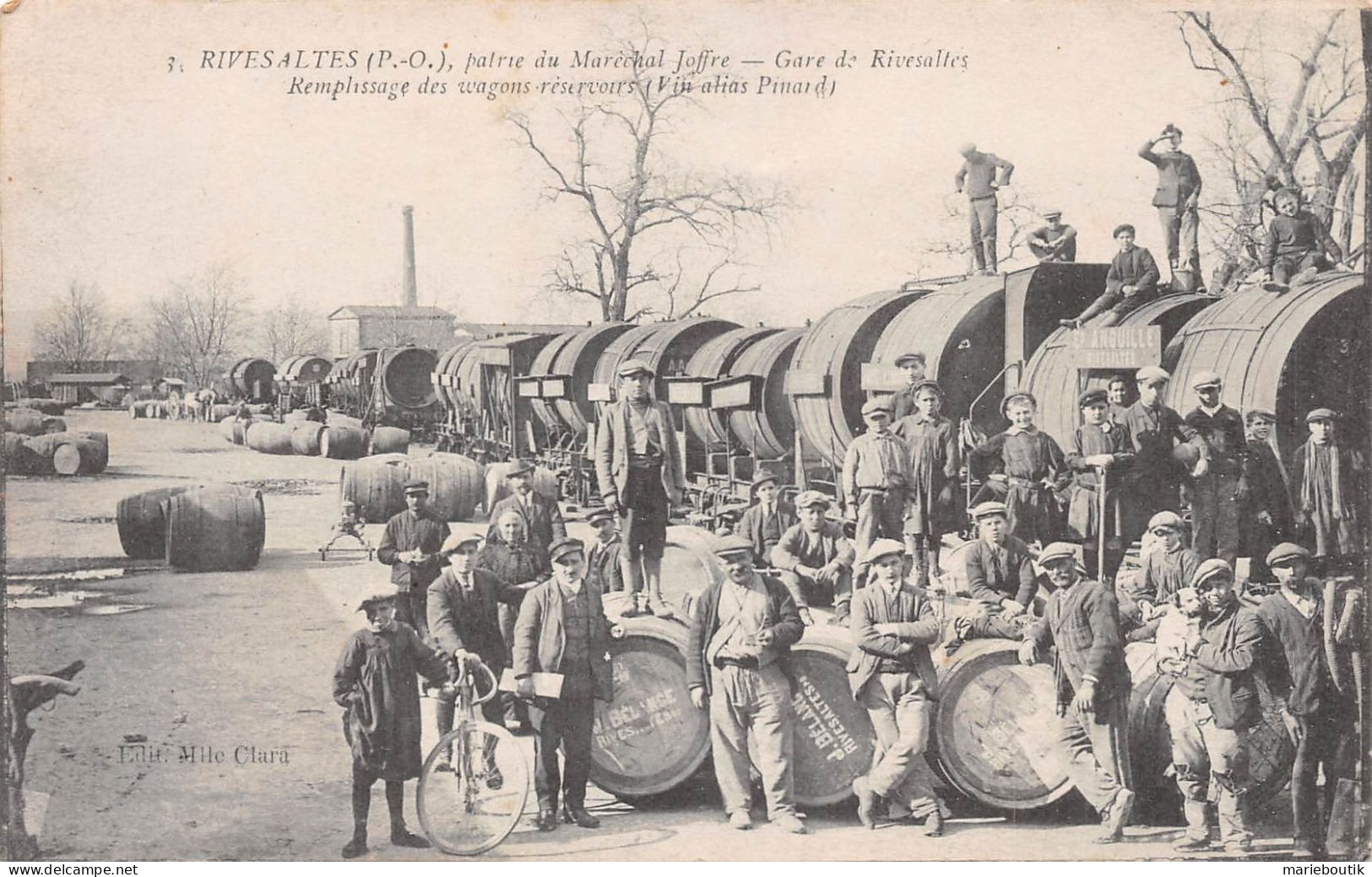 Rivesaltes – La Gare  - Remplissage Des Wagons Réservoirs - Rivesaltes