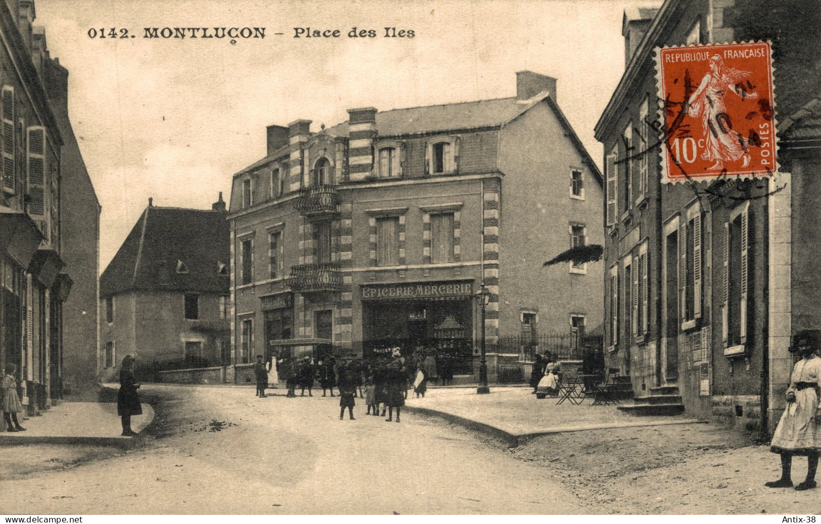 A2 - 03 - MONTLUÇON - Allier - Place Des Iles - Montlucon