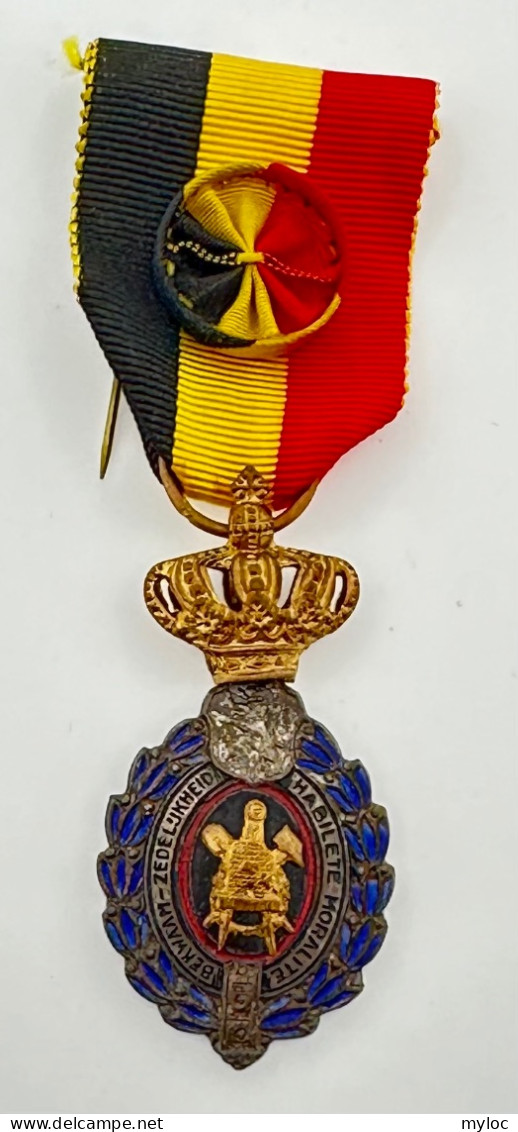 Médaille Décoration Civile. Habilité Moralité. Avec Rosace. - Firma's