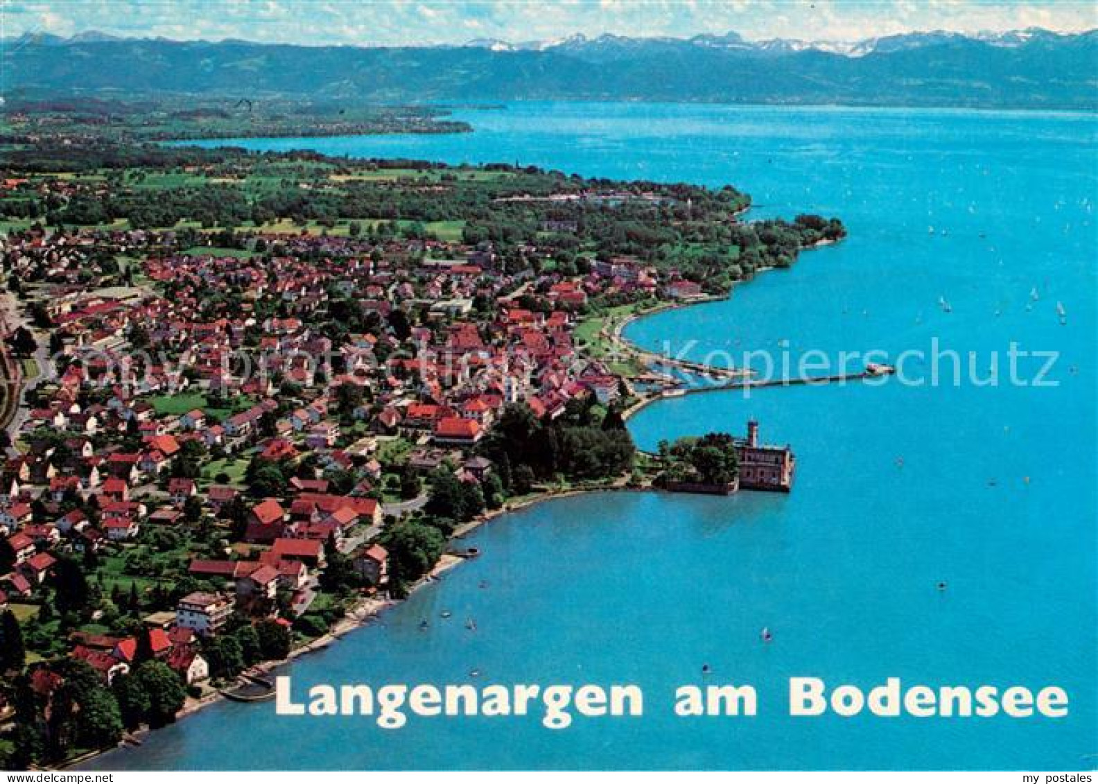 73152720 Langenargen Bodensee Fliegeraufnahme Schloss Hafen Langenargen - Langenargen