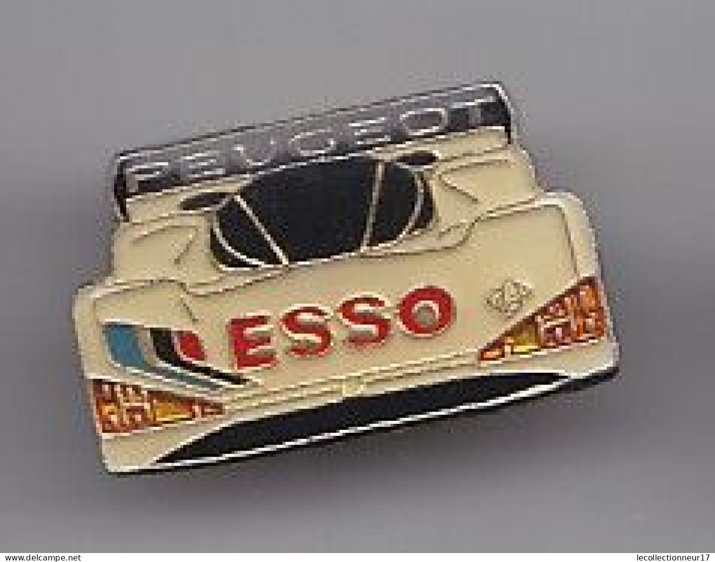 Pin's Carburant Esso Peugeot F1  Réf 4710 - Kraftstoffe