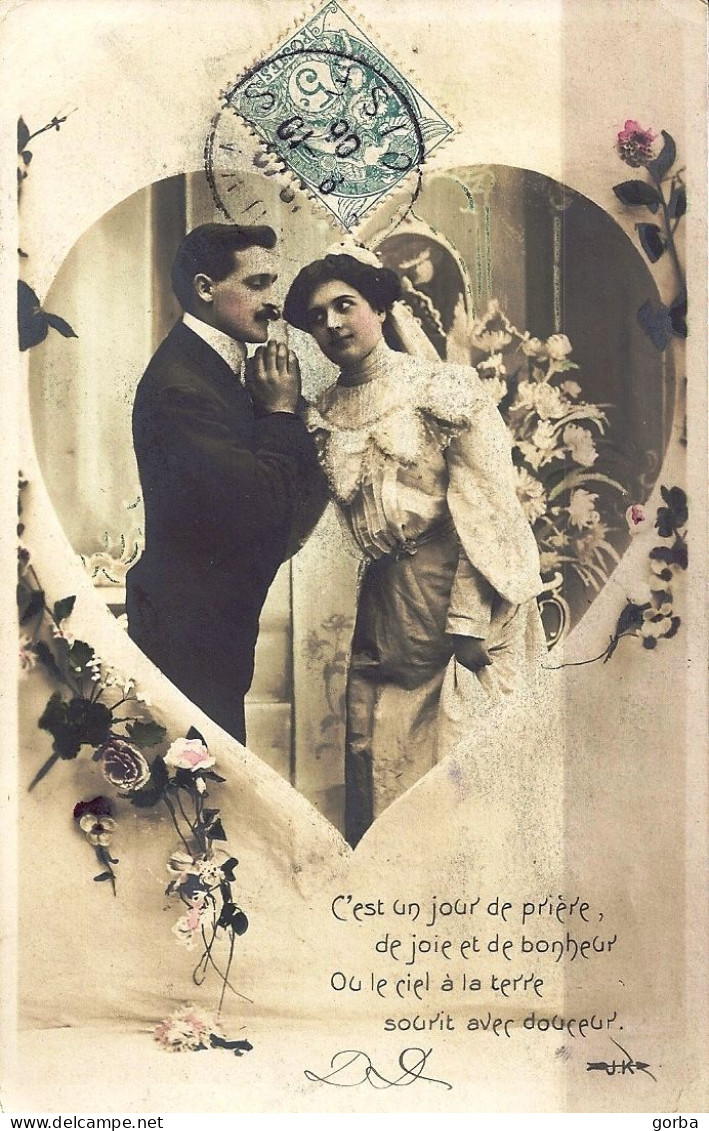 *CPA -   C'est Un Jour De Prière, ... - Couple De Mariés Dans Un Coeur - Hochzeiten