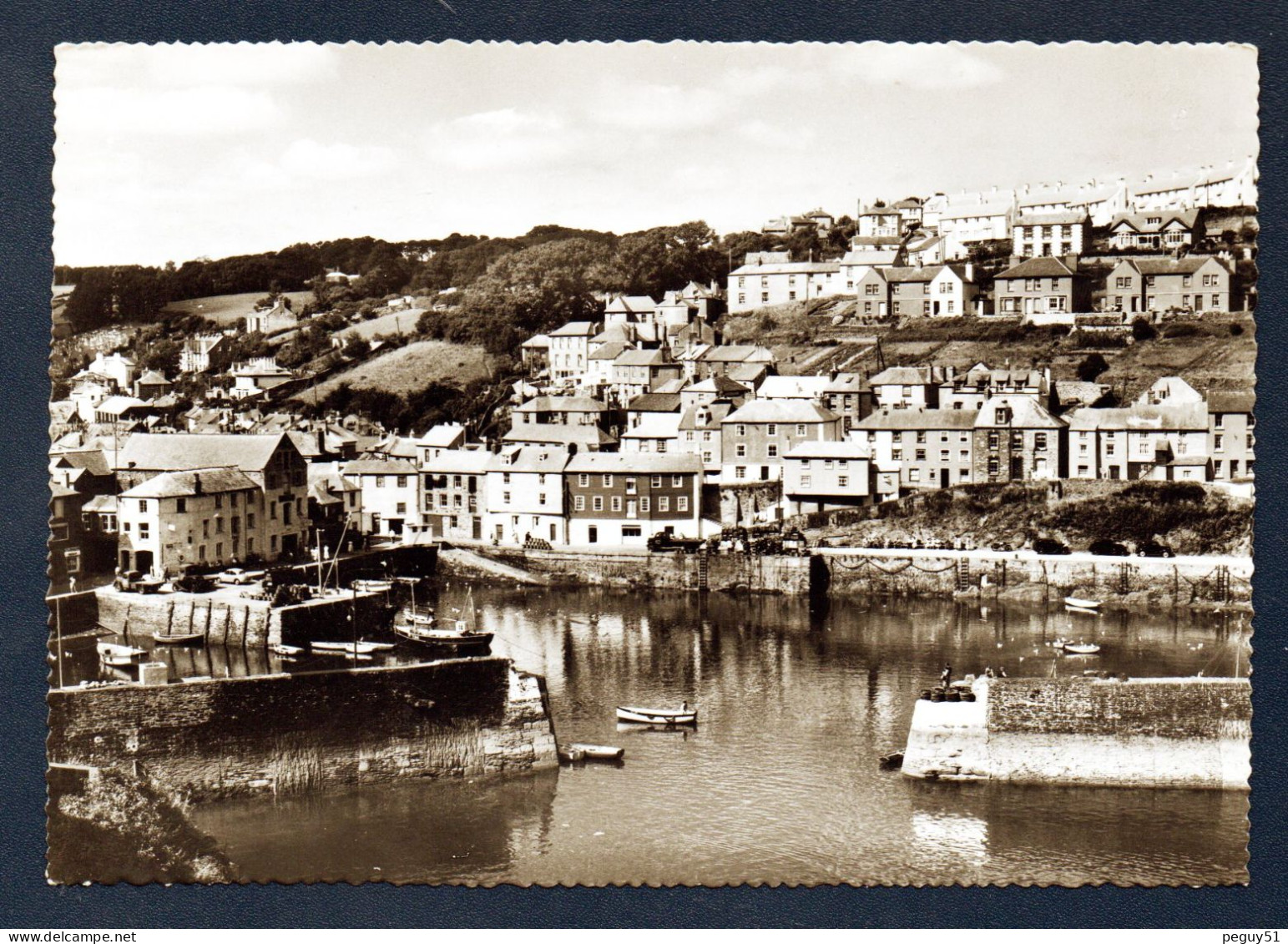 Royaume-Uni. Cornwall. Mevagissey. The Inner Harbour. Le Port Et Les Quais. - Autres & Non Classés