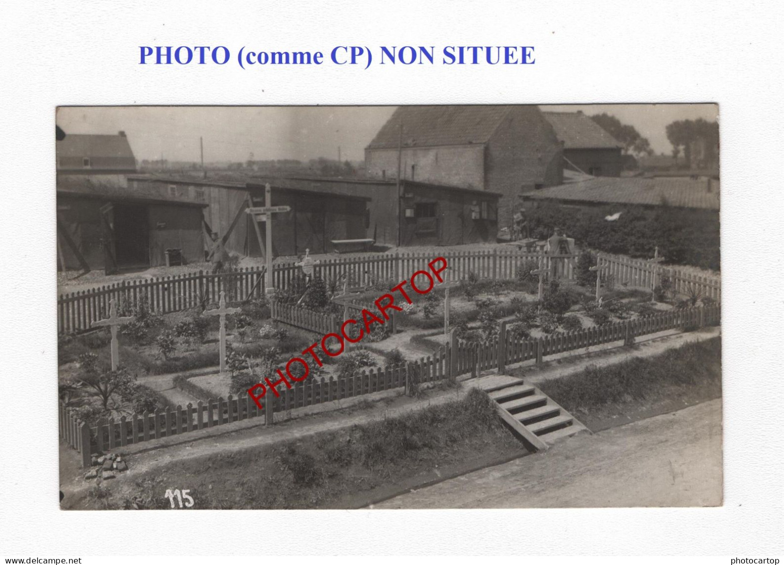 PHOTO NON SITUEE-CIMETIERE-Tombes-PHOTO Allemande-GUERRE 14-18-1 WK-PHOTO Meme Epaisseur Et Format Que CP- - Cimetières Militaires