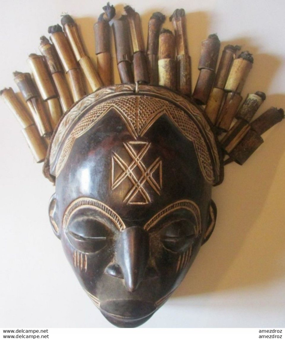 Afrique Ancien Masque Tchokwe - Angola Cheveux De Bambou (et) - Afrikanische Kunst