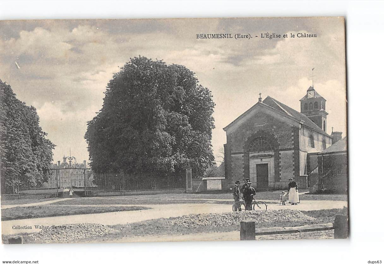 BEAUMESNIL - L'Eglise Et Le Château - Très Bon état - Beaumesnil