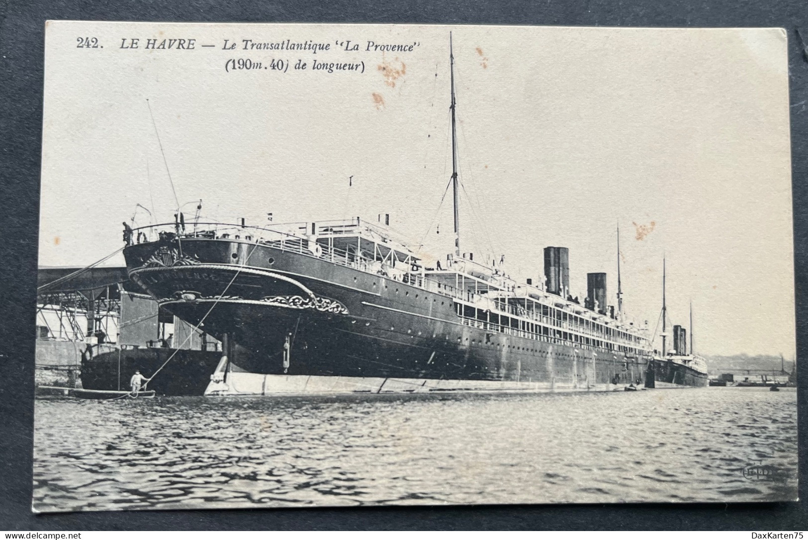 LE HAVRE — Le Transatlantique "La Provence" ) - Hélicoptères