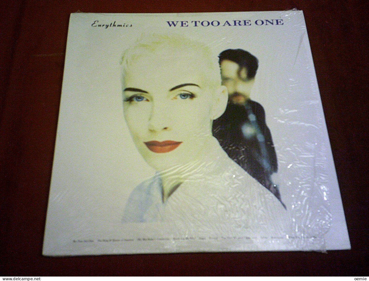 EURYTHMICS  ° WETOO ARE ONE  °  PRESSAGE CANADA - Other - English Music