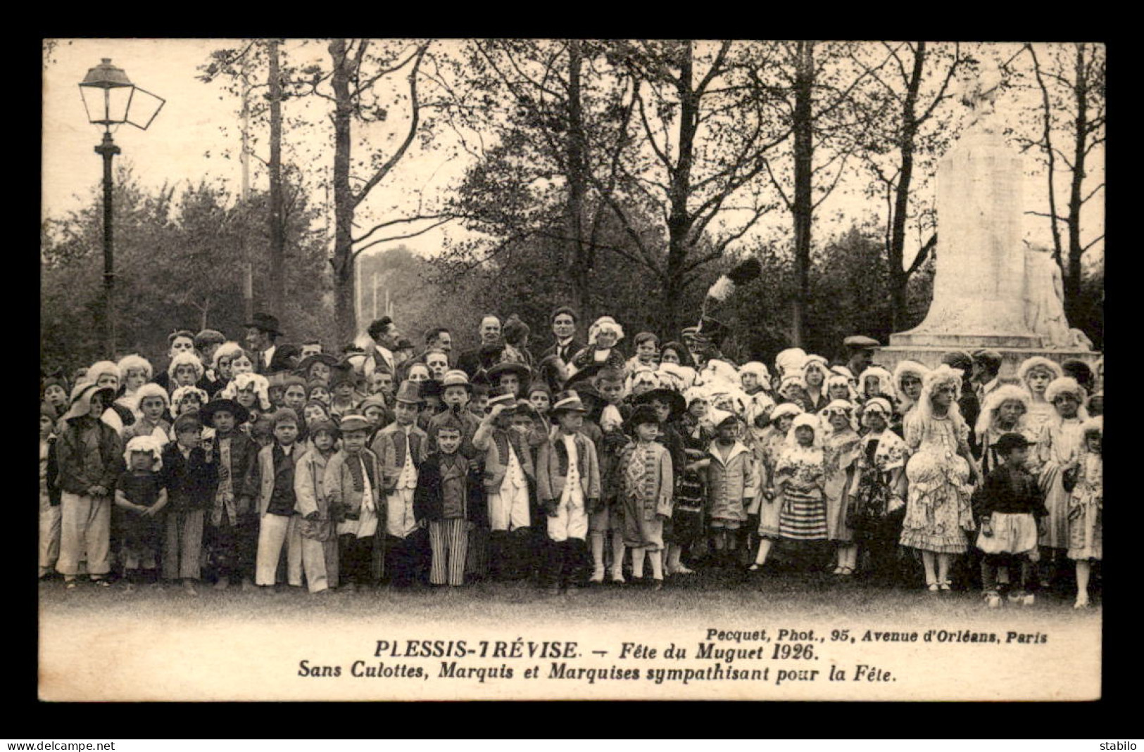 94 - PLESSIS-TREVISE - FETE DU MUGUET 1926 - GROUPE D'ENFANTS EN COSTUMES - Le Plessis Trevise