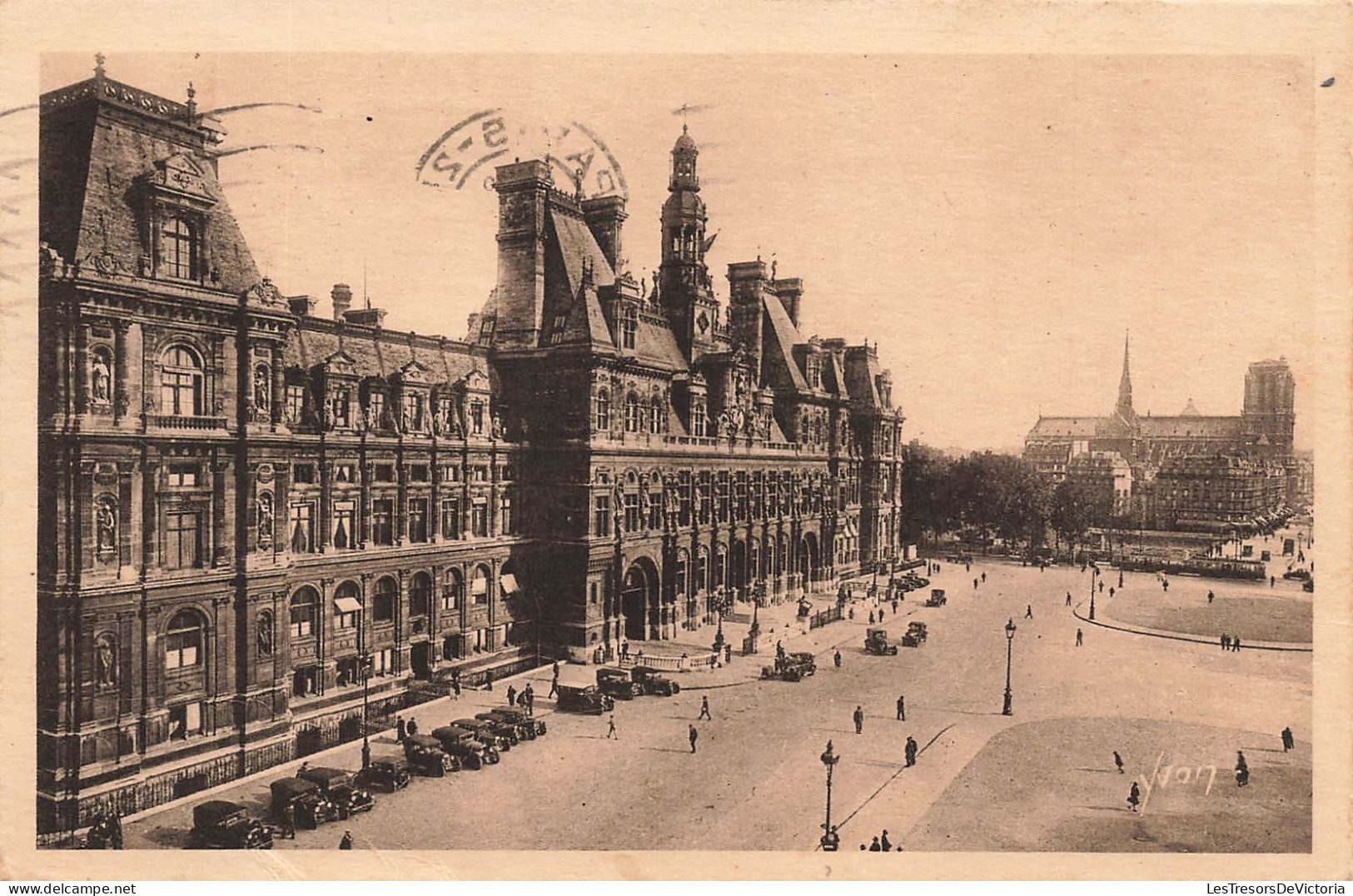 FRANCE - Vue Panoramique De L'hôtel De Ville - Town Hall - Paris - En Flanant - Animé - Carte Postale Ancienne - Pubs, Hotels, Restaurants