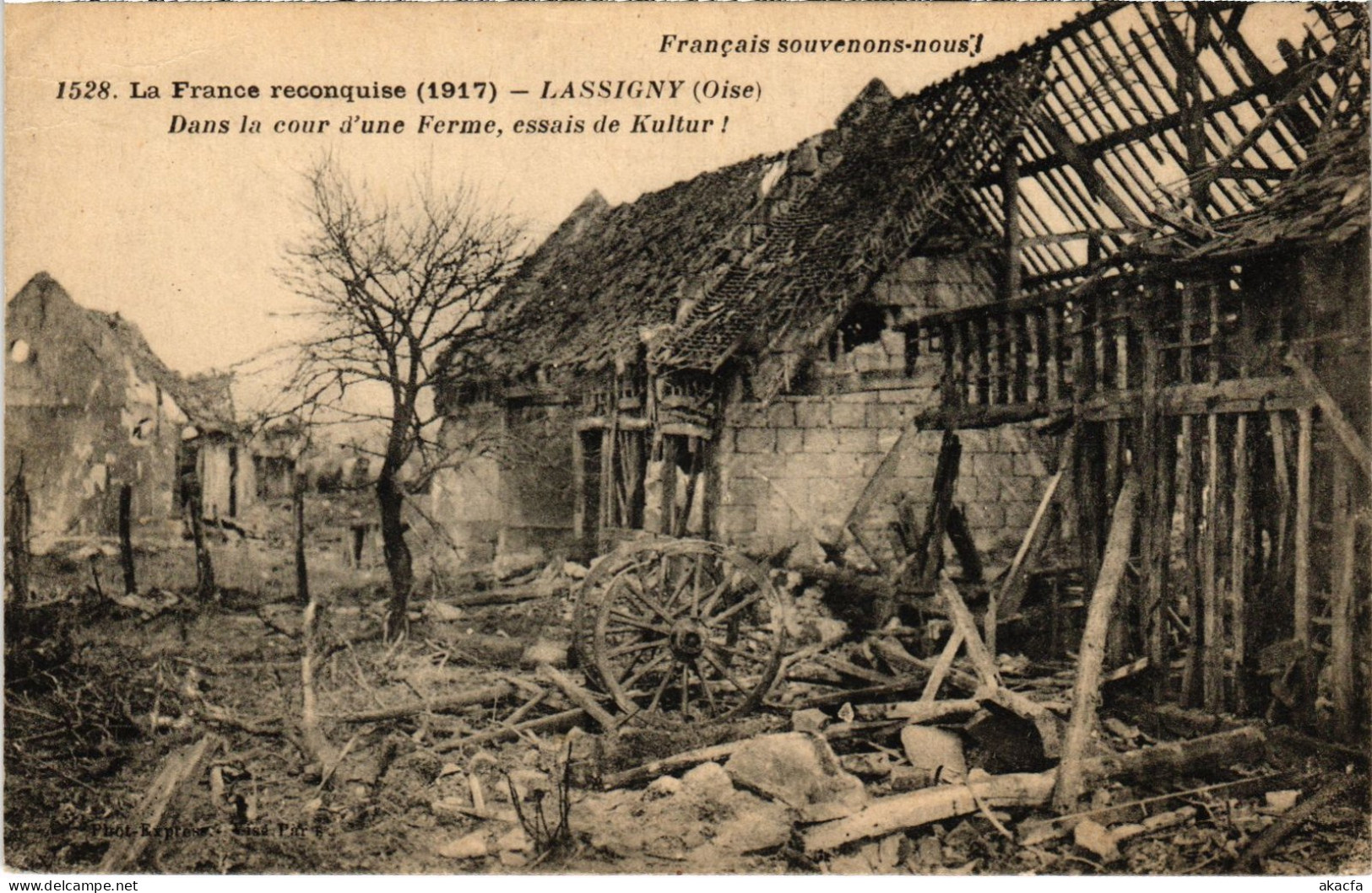 CPA Lassigny Cour D'une Ferme Guerre (1187357) - Lassigny