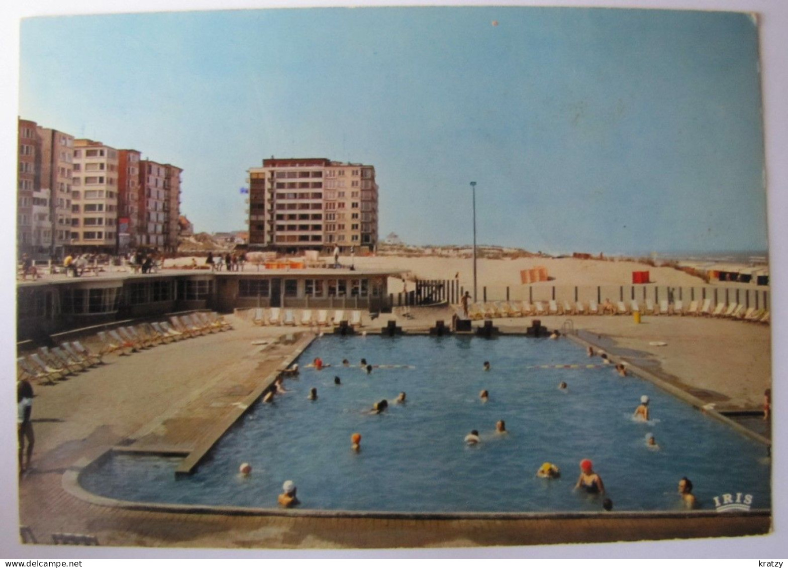 BELGIQUE - FLANDRE OCCIDENTALE - OOSTDUINKERKE - Plage Et Piscine - Oostduinkerke