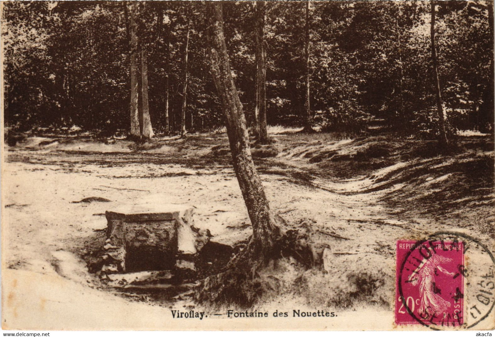 CPA VIROFLAY Fontaine Des Nouettes (1385049) - Viroflay