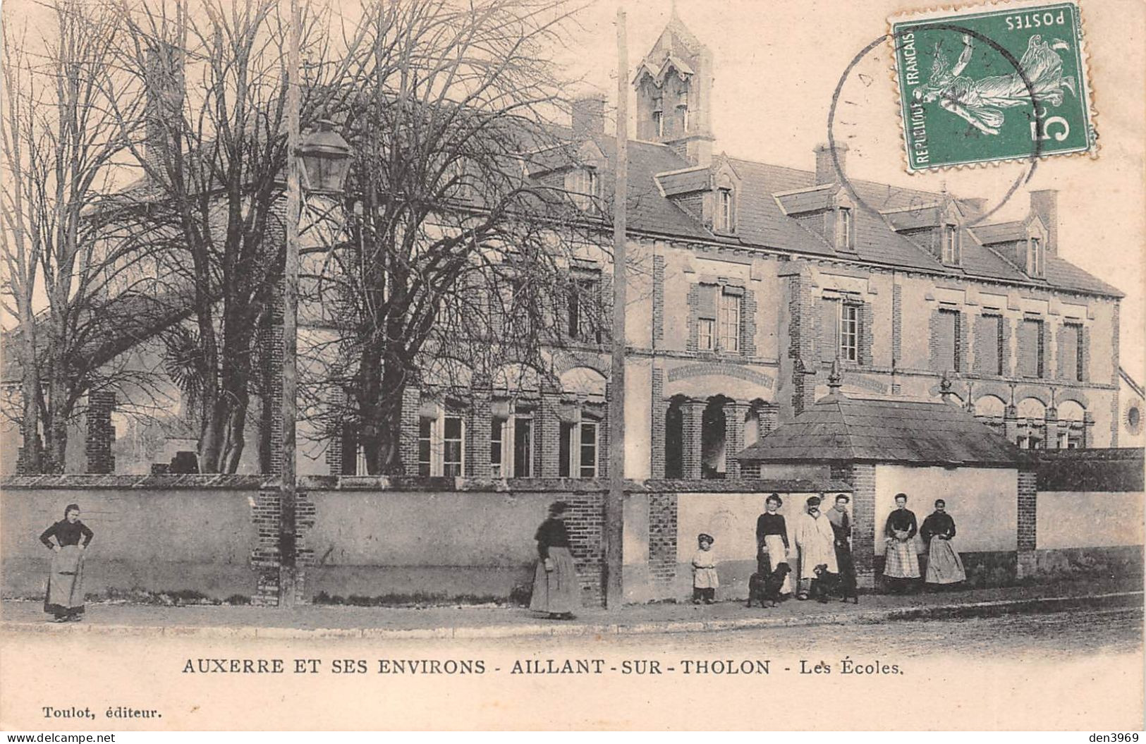 AILLANT-sur-THOLON (Yonne) - Les Ecoles - Env. Auxerre - Voyagé (2 Scans) Laroc, Chapellerie à Villeneuve-l'Archevêque - Aillant Sur Tholon