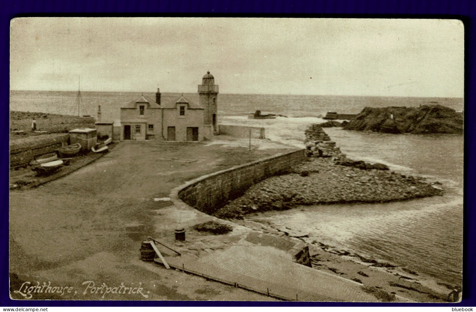 Ref 1633 - Early Postcard - Portpatrick Harbour Lighthouse Stranraer Dumfries & Galloway - Dumfriesshire