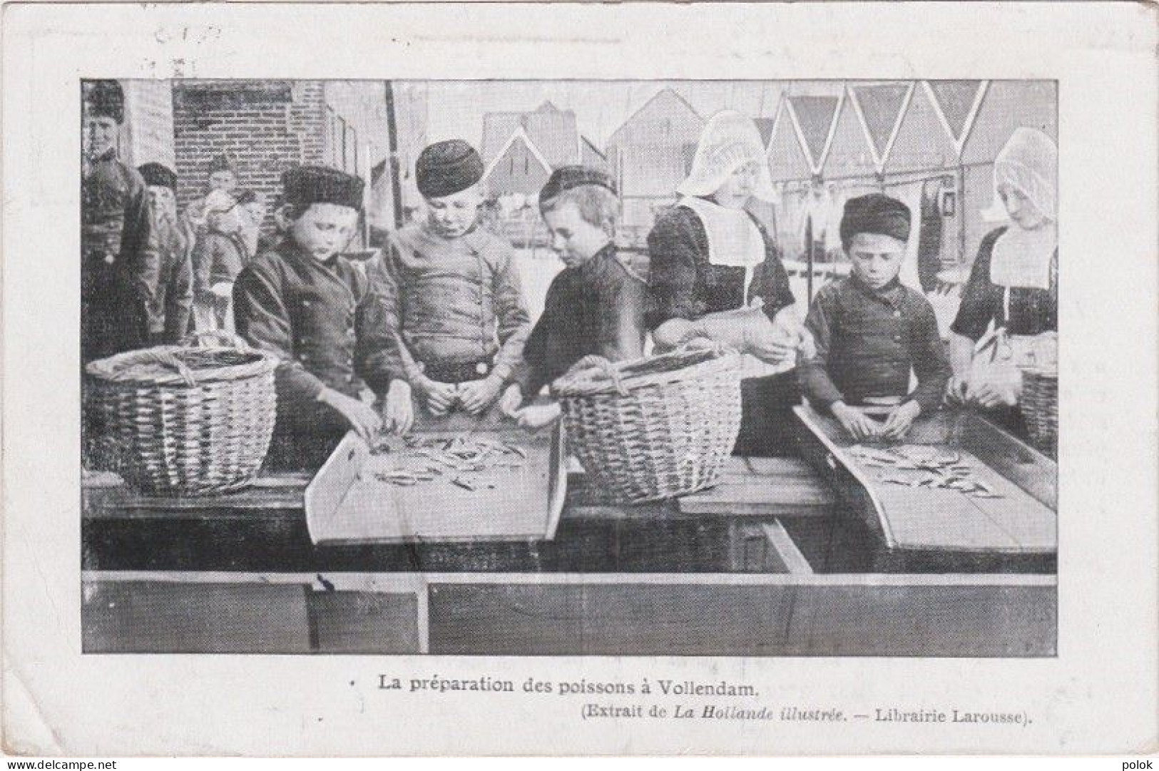 Cn – Cpa La Préparation Des Poissons à Vollendam - Volendam