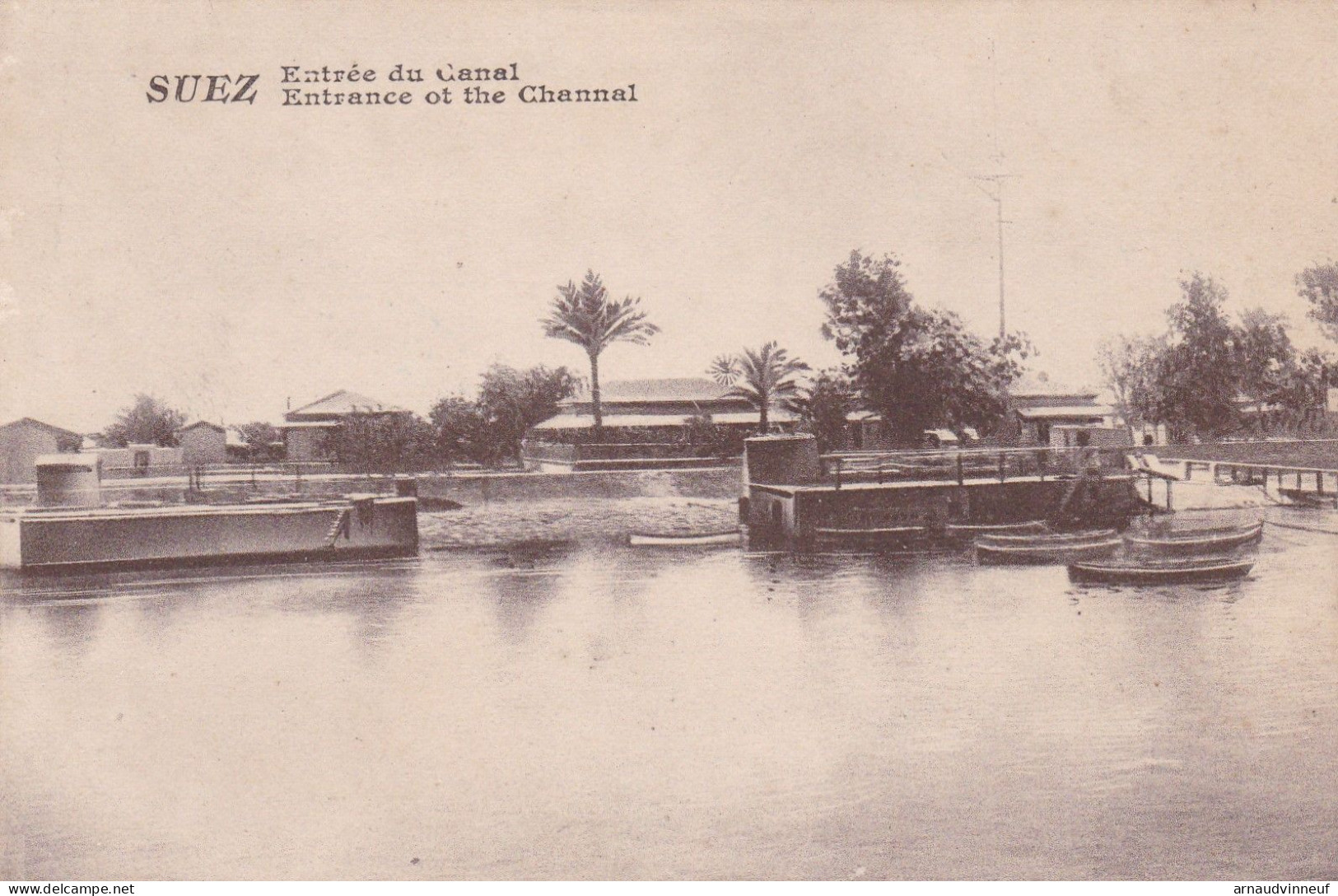 SUEZ ENTREE DU CANAL - Suez