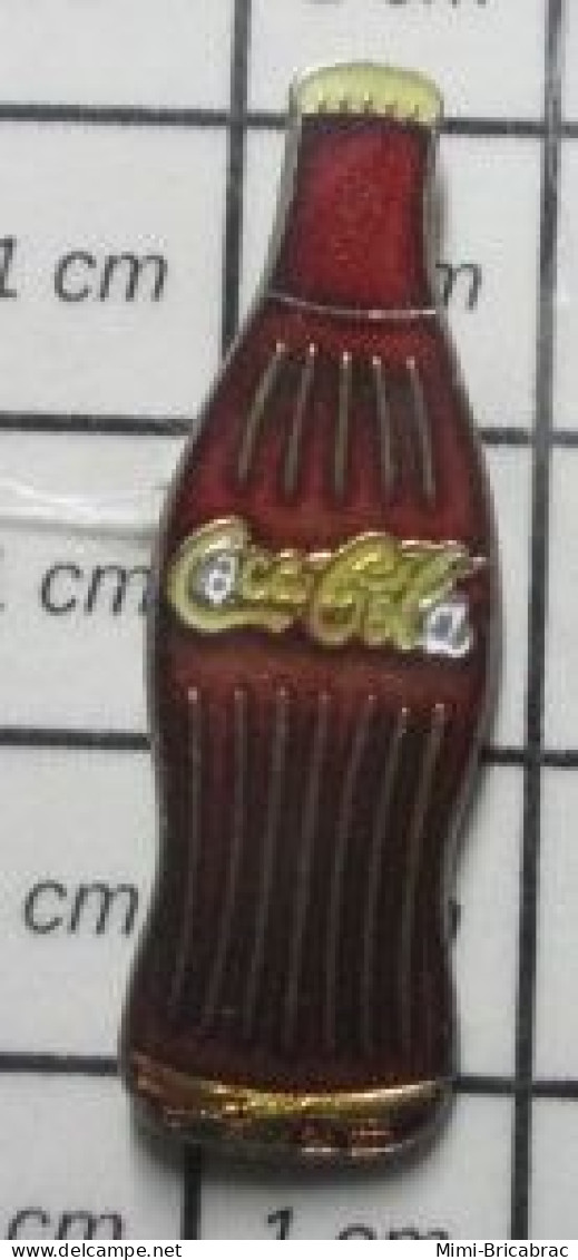 1122  Pin's Pins / Beau Et Rare / COCA-COLA / BOUTEILLE DE COCA CLASSIQUE - Coca-Cola