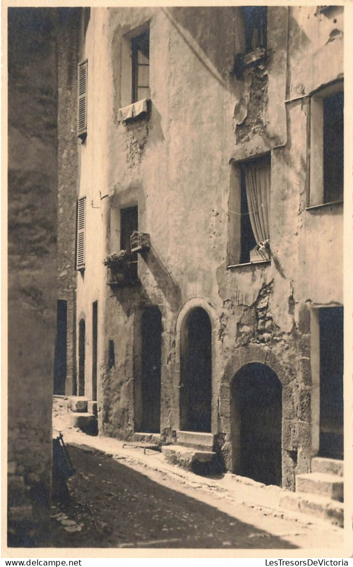 FRANCE - Vence - Vue D'une Rue - Côte D'Azur - Vue D'une Maison Dans Une Rue - Carte Postale Ancienne - Vence