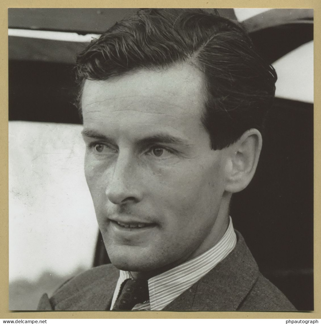 Peter Townsend (1914-1995) - British RAF Flying Ace - Signed Sheet + Photo - 1994 - Schriftsteller