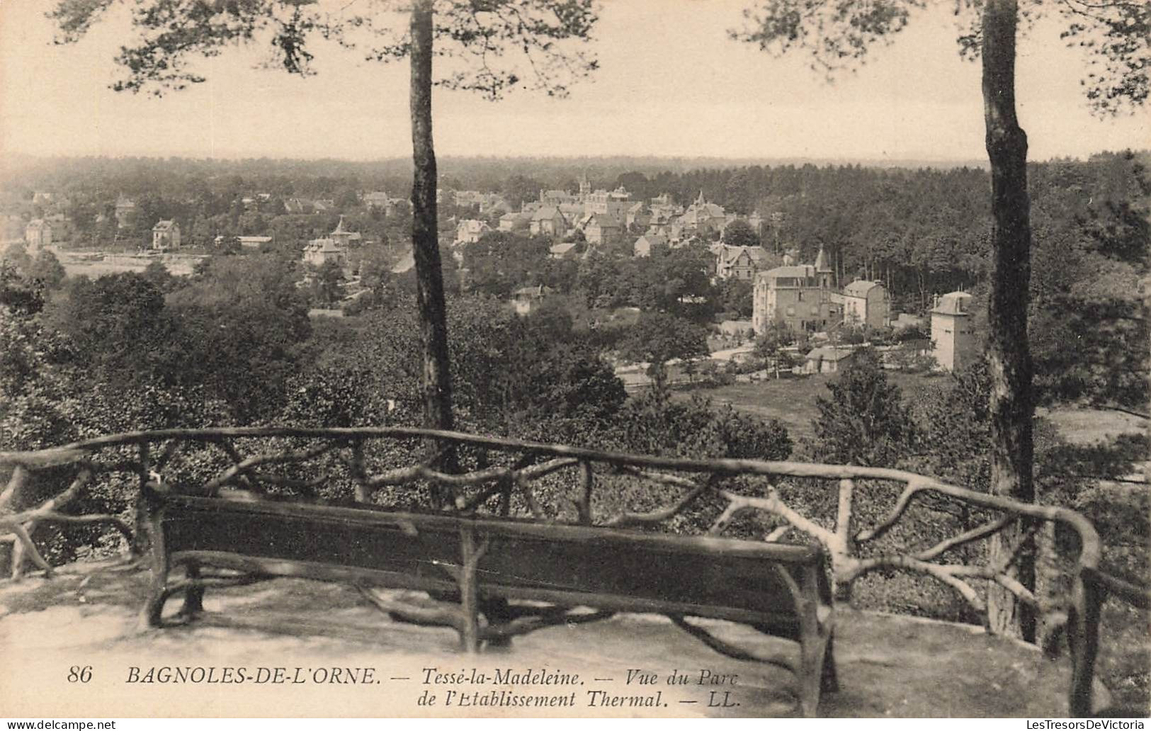 FRANCE - Bagnoles De L'Orne - Tessé La Madeleine - Vue Du Parc De L'établissement Thermal - Carte Postale Ancienne - Bagnoles De L'Orne