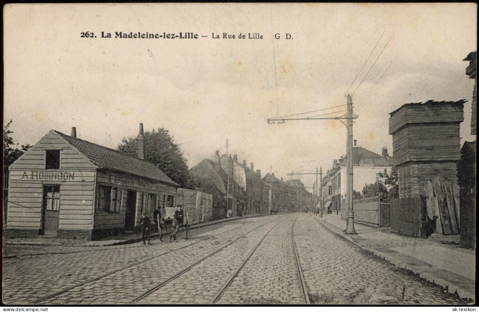 CPA La Madeleine La Rue De Lille 1918 - La Madeleine