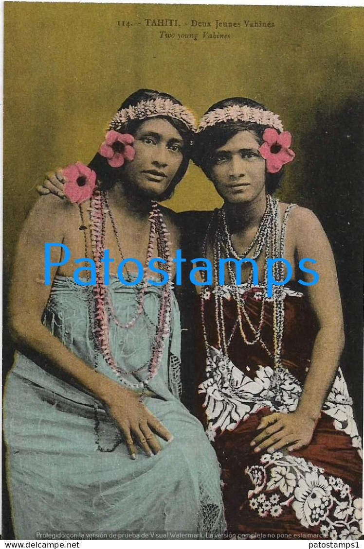 225149 TAHITI COSTUMES NATIVE TWO YOUNG VAHINES POSTAL POSTCARD - Tahiti