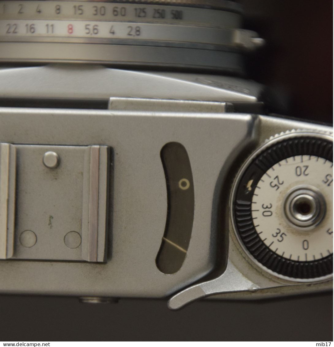 ancien appareil photo ZEISS IKON - Contina matic III avec objectif Pantar 1:4 f 75mm -film 135 24x36