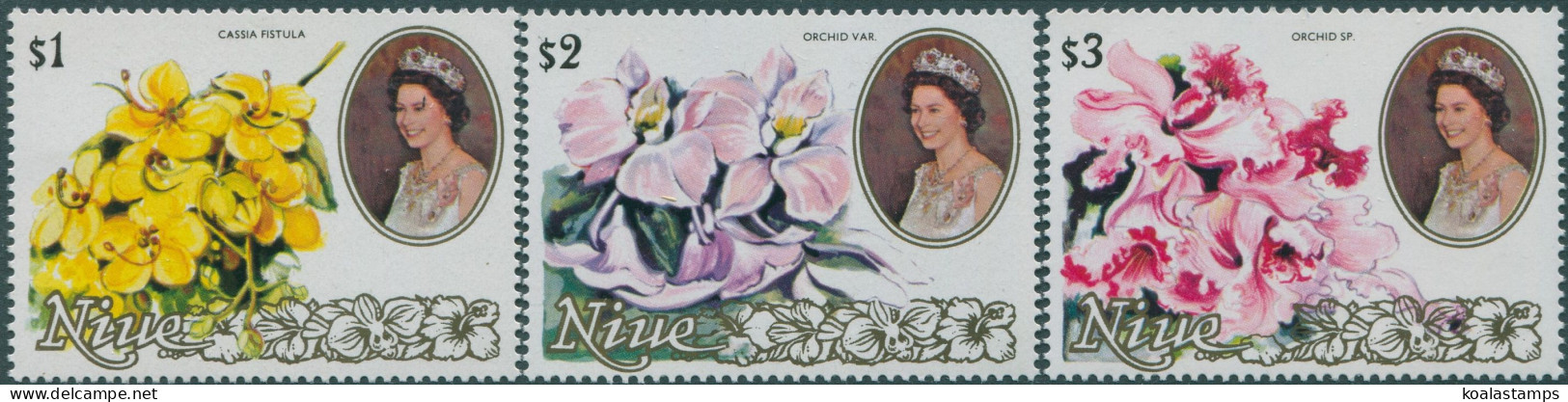 Niue 1981 SG405-407 Flowers QEII MNH - Niue