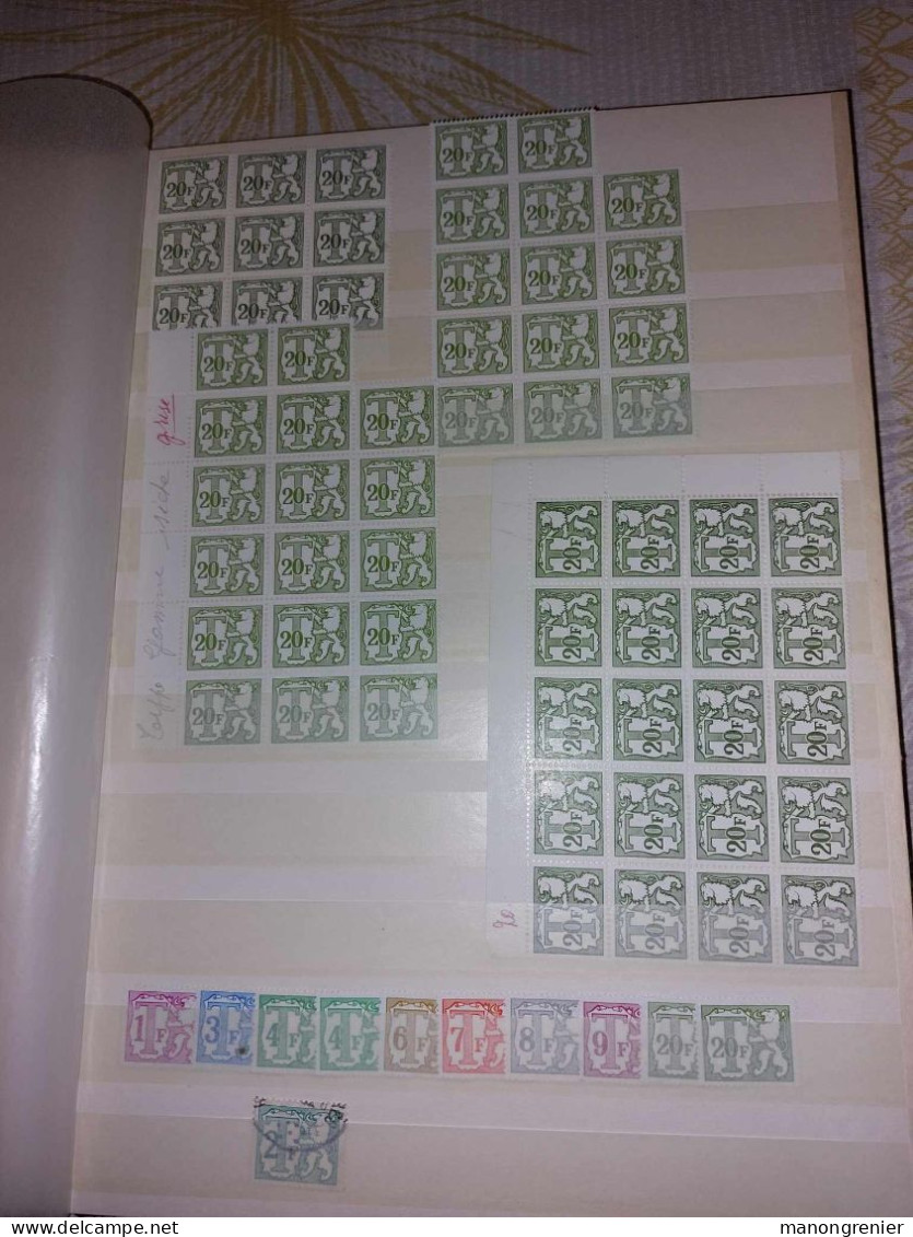 Collection de timbres sur les taxes